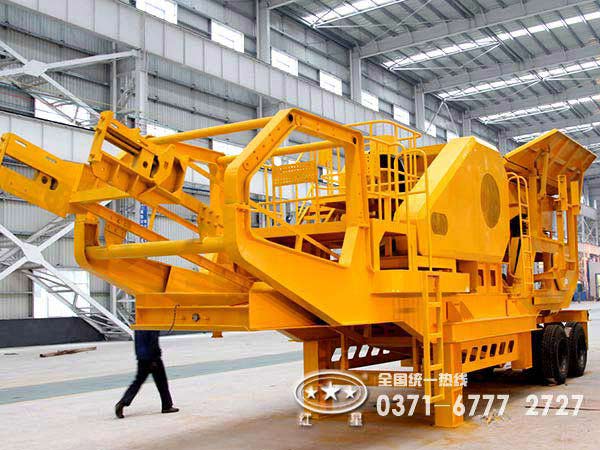 大型石子移動破碎機(jī)