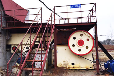 云南白云巖破碎生產(chǎn)線(xiàn)案例