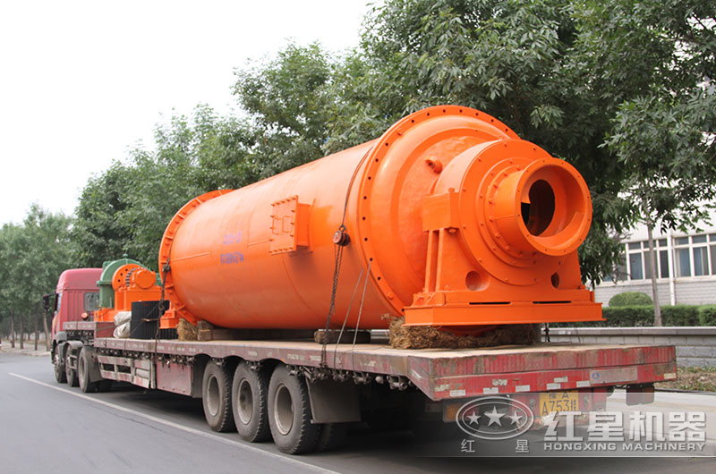 球磨機現(xiàn)貨直接發(fā)往客戶現(xiàn)場 球磨機現(xiàn)貨直接發(fā)往客戶現(xiàn)場