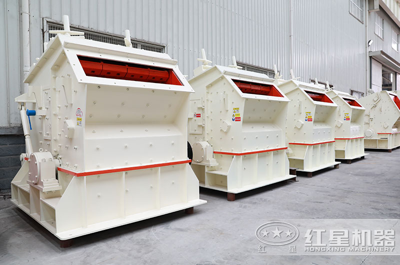 反擊式破碎機(jī)圖片 反擊式破碎機(jī)圖片