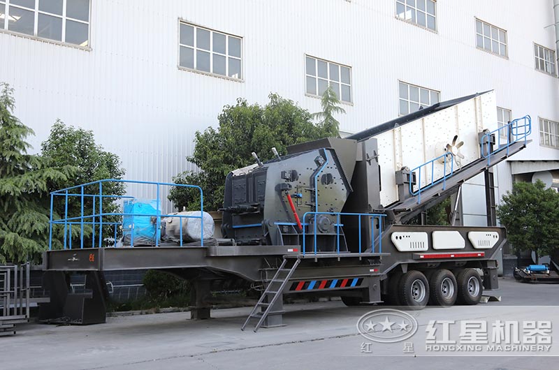 移動(dòng)式煤塊破碎機(jī)圖片 移動(dòng)式煤塊破碎機(jī)圖片