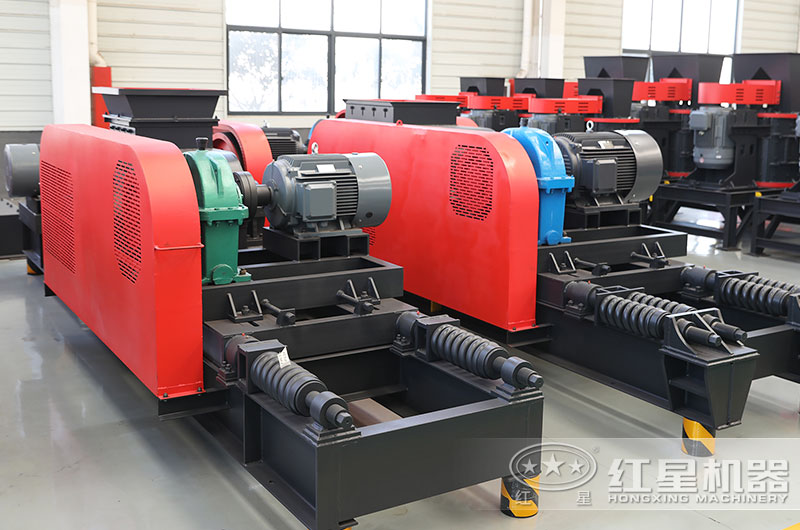 時(shí)產(chǎn)80噸對(duì)輥制砂機(jī)多少錢(qián)一臺(tái)？