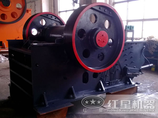 鄂式破碎機(jī)