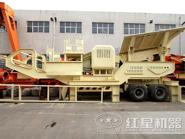 移動(dòng)反擊式破碎站