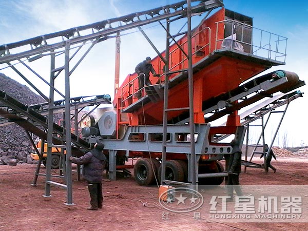 移動(dòng)破碎站安裝現(xiàn)場