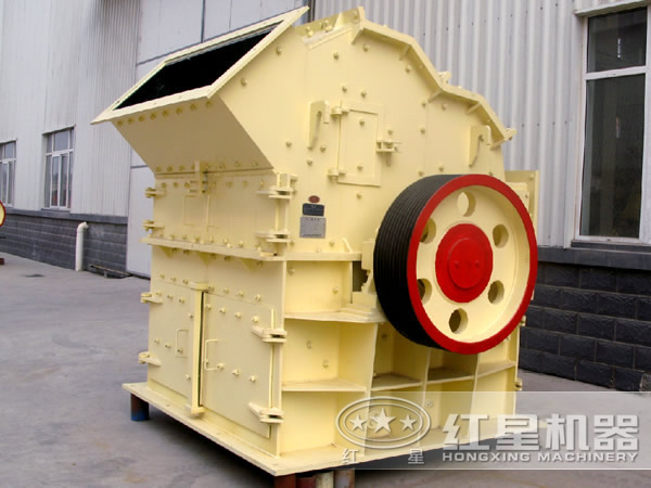 PXJ800×600型石灰石高產(chǎn)細(xì)碎機(jī)_小功率，大能力，值得一看