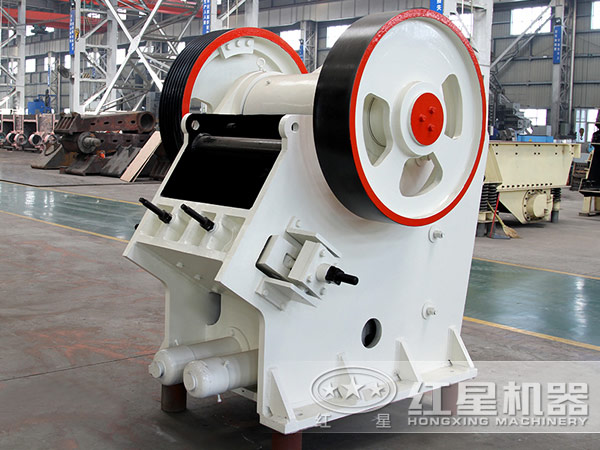 對比傳統(tǒng)鄂破機(jī)，新一代歐版鄂式破碎機(jī)具有哪些優(yōu)勢？