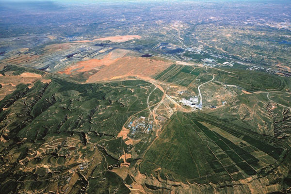 推動(dòng)綠色礦山建設(shè)，紅星破碎機(jī)廠家鼎力相助