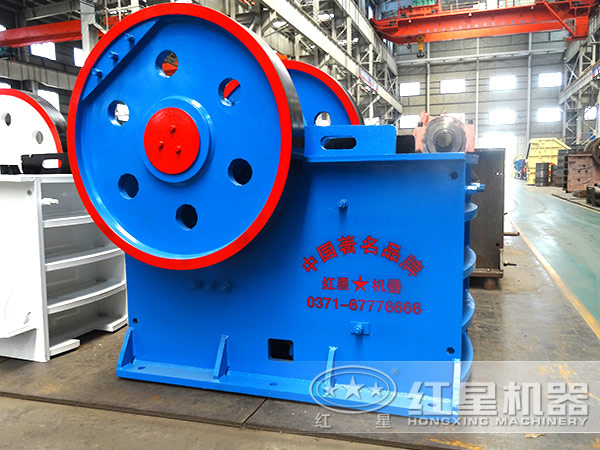 150×250顎式破碎機(jī)小體格擁有大能量， 輔助客戶創(chuàng)高收