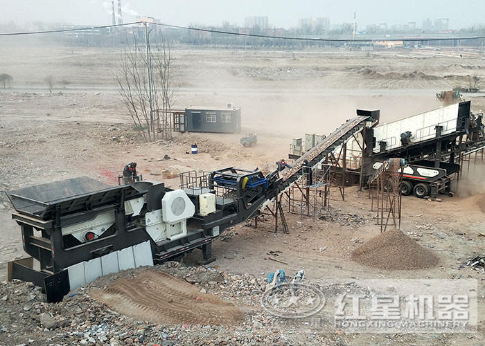 流動(dòng)石子加工機(jī)作業(yè)現(xiàn)場(chǎng)