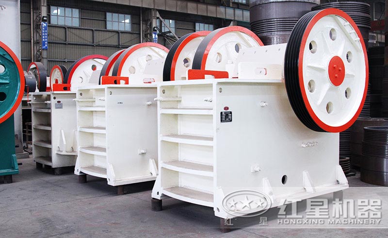 哪兒有小型石子破碎機(jī)？一套價錢是多少？