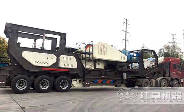 輪式流動(dòng)砂石破碎車