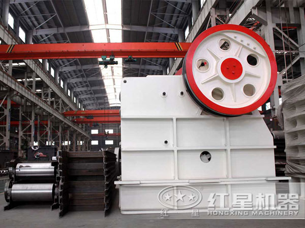 顎式破石機(jī)——石料廠的戰(zhàn)斗機(jī)，石頭的變形機(jī)