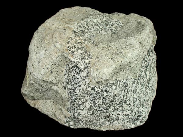 乘載著全套流動破碎篩分機，小小的石頭實現了大大的夢想