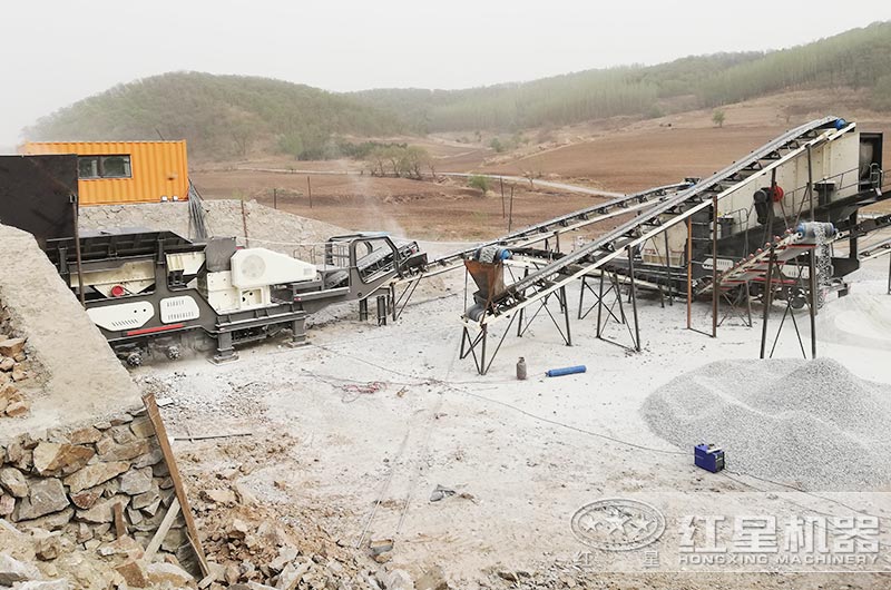 時產(chǎn)15、20、30噸的小型移動碎石機可行嗎？