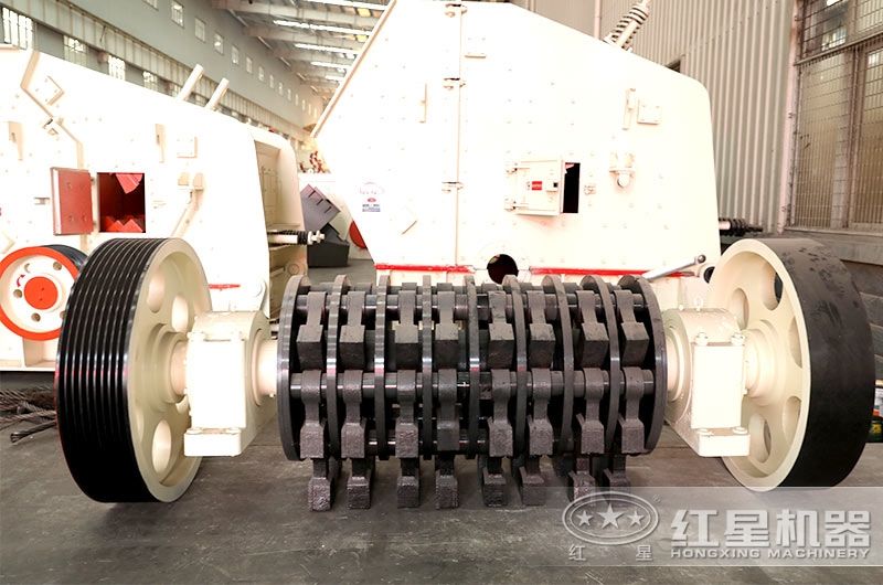 河南紅星打石設備生產(chǎn)車間