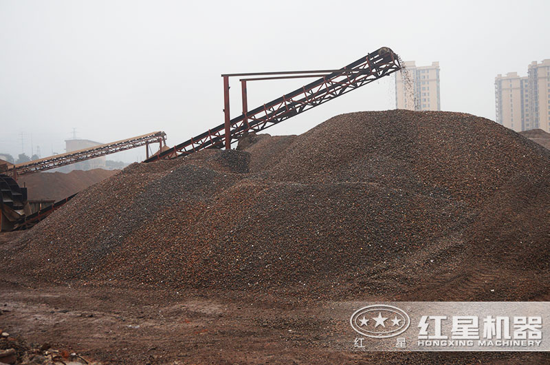 經(jīng)建筑垃圾粉碎機(jī)處理后的骨料