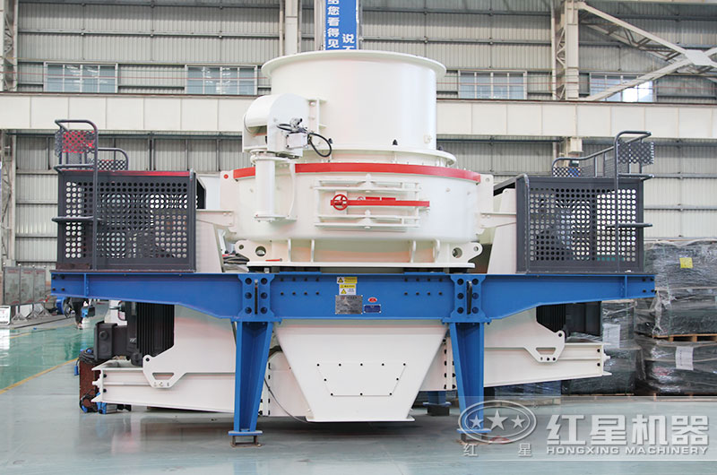 有將鵝卵石破碎成沙的機(jī)器嗎？鵝卵石碎沙機(jī)多少錢？