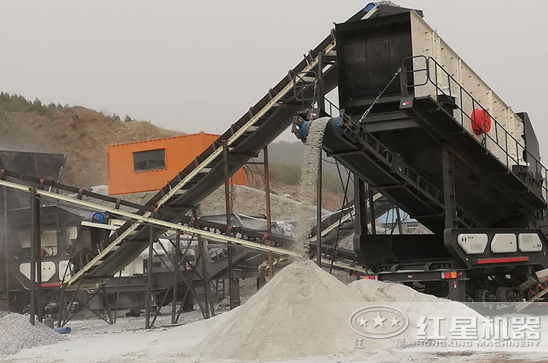 碎石機打中沙現(xiàn)場