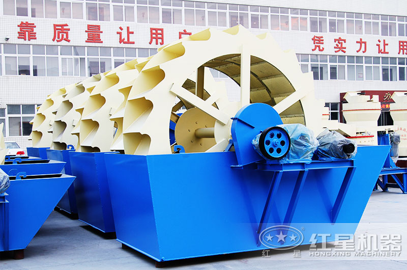 人工撈沙怎么撈，5萬落地的水車撈沙機(jī)讓您省時(shí)省力