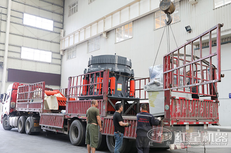 處理細(xì)料的圓錐破碎機(jī)下料口多大，產(chǎn)量是多少？