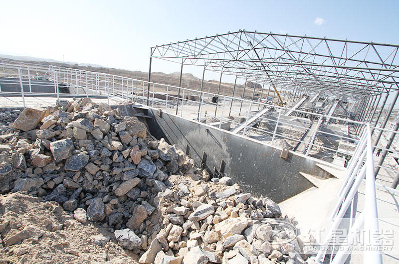 哪些機(jī)器能把石頭破碎成石子，價(jià)格是多少？