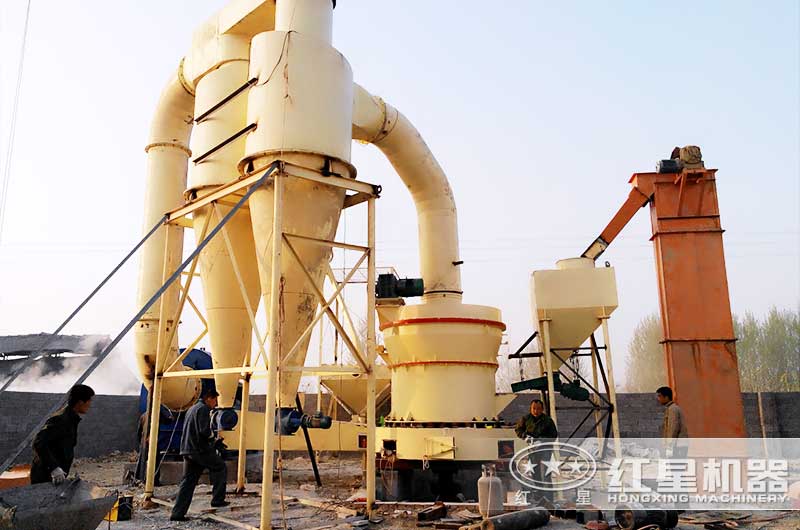 凹凸棒石磨粉客戶(hù)現(xiàn)場(chǎng)