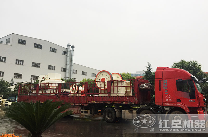 設(shè)備發(fā)貨現(xiàn)場(chǎng)