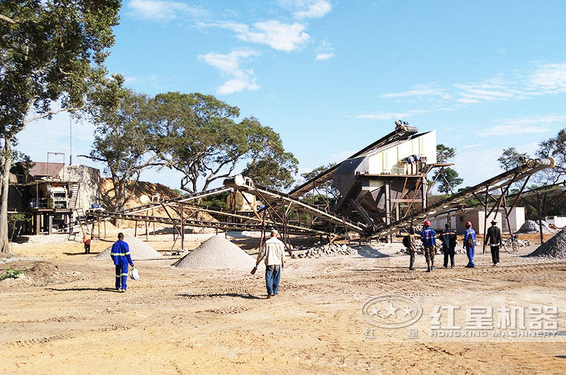 處理花崗巖邊角料用哪種破碎設(shè)備？有沒(méi)有生產(chǎn)視頻？