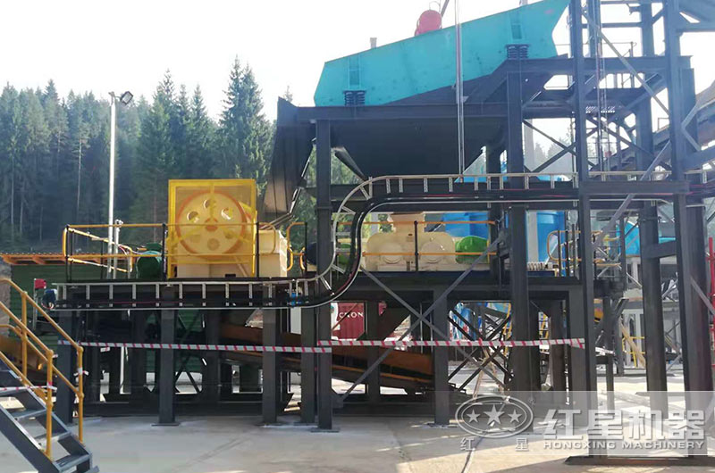 河卵石能用對輥制砂機嗎？成品是多少目？選購及應(yīng)用要注意哪些？