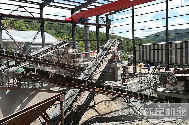 碎石價格多少錢一方？中碎碎石機一天能碎多少噸？多少錢一臺？