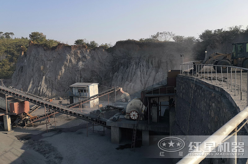 褐煤和煙煤有什么區(qū)別？重型石料破碎機(jī)能破褐煤嗎？