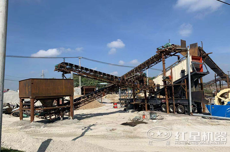 移動(dòng)式破碎機(jī)支持按需定制，配置您說(shuō)了算