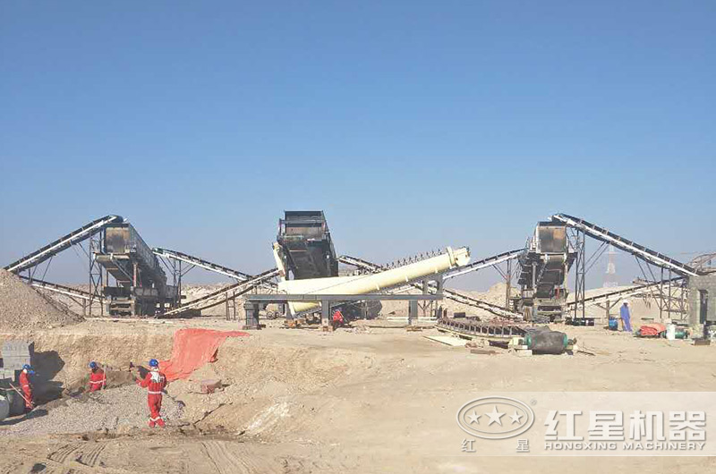 阿曼青石移動(dòng)配置生產(chǎn)現(xiàn)場(chǎng)