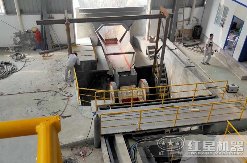 磚廠用頁巖破碎機轉(zhuǎn)速一般是多少？頁巖磚和紅磚哪個建房子好？