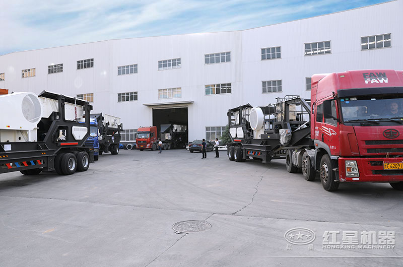 移動破碎設備市場需求大，生產利潤高，廠家發(fā)貨不停歇