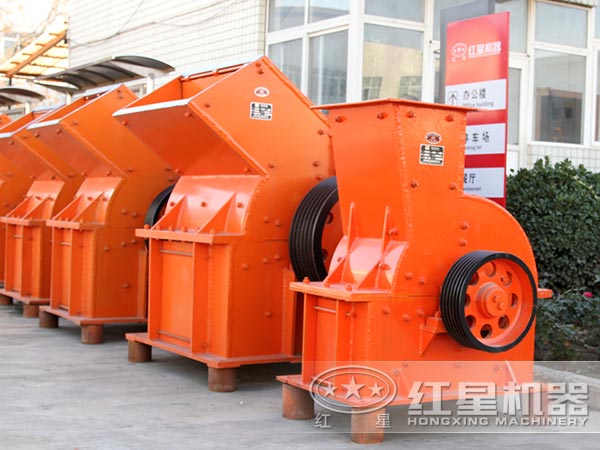 錘破機(jī)與反擊破碎機(jī)哪個更適用于二段破碎？