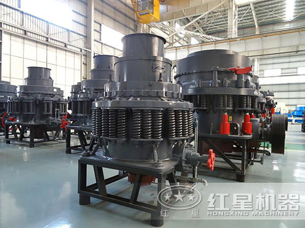 中、細(xì)碎彈簧型圓錐破碎機(jī)全面解析